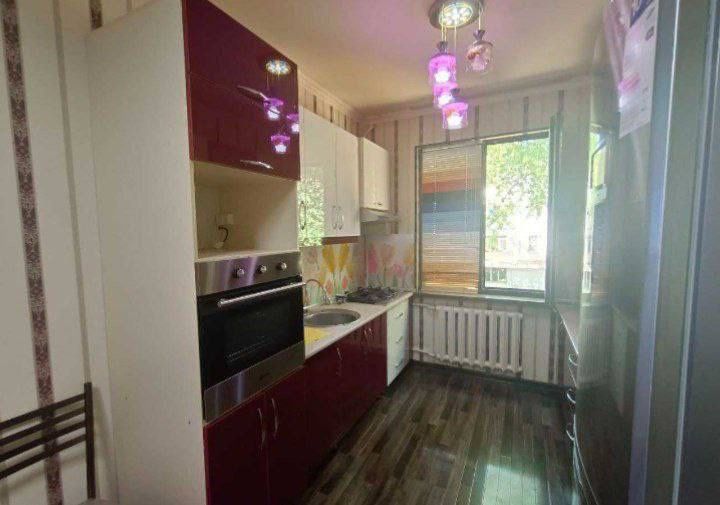 Аренда квартиры 2х ком Юнусабад-13 квартал кафе Анжир