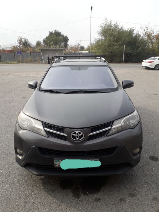 Тойота  Раф 4, 2.5 объёмом