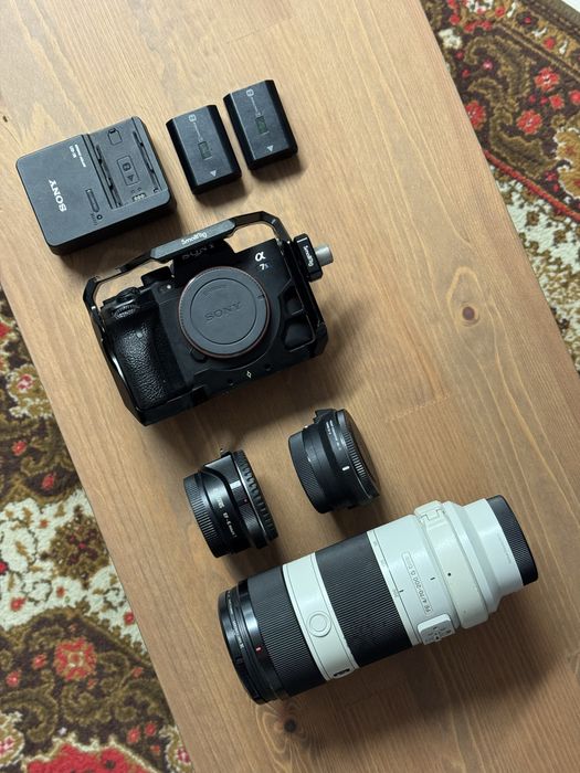 Pachet Video/Foto Sony Full Frame 70-200mm F4 OSS + kit Adaptor EF-E