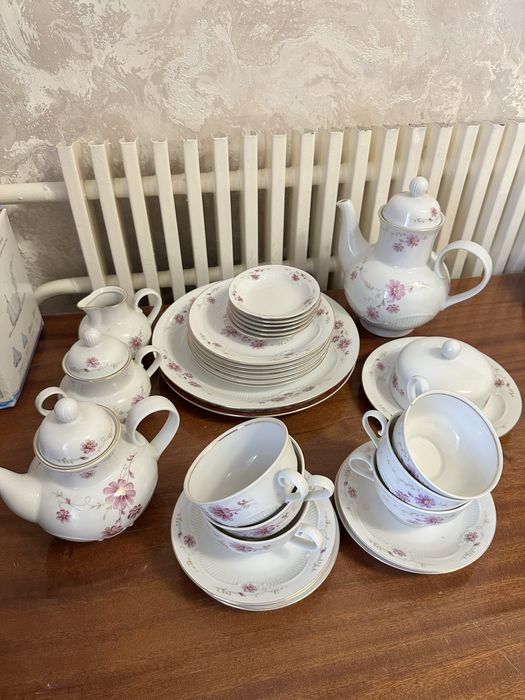 Столовый сервиз.