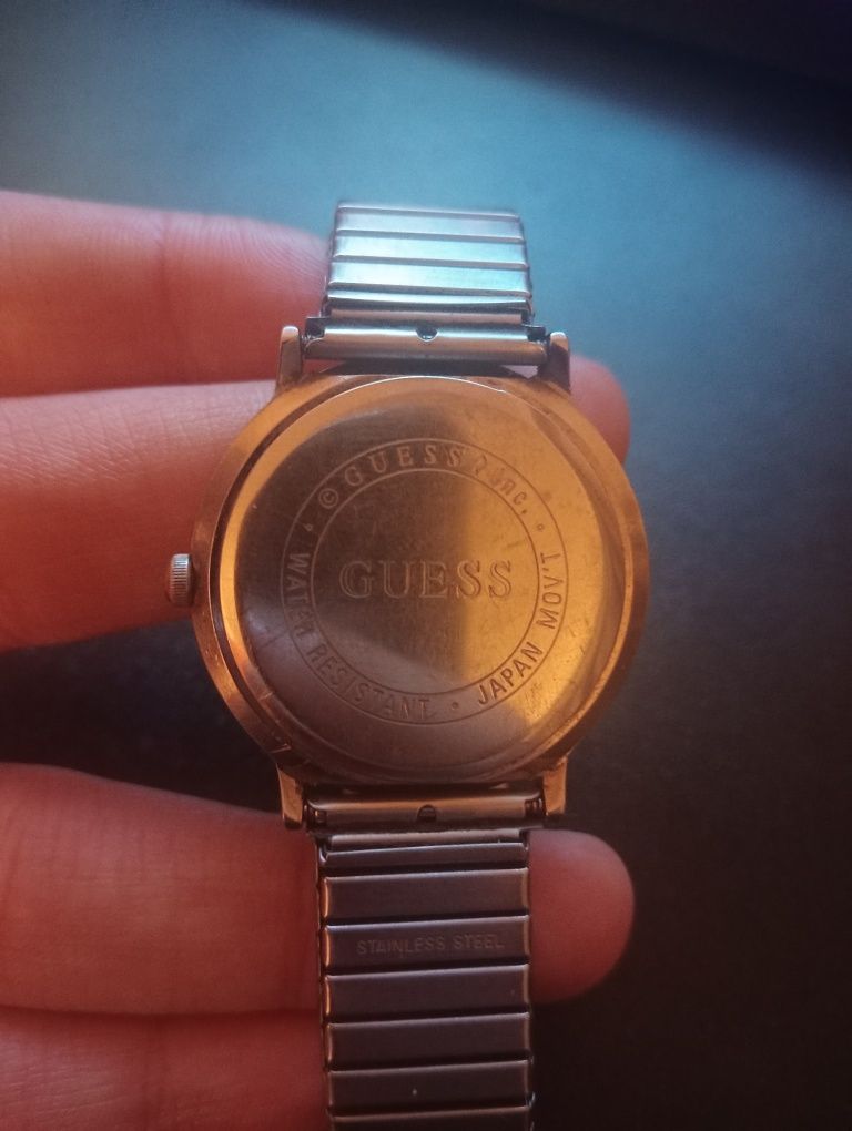 Ceas vintage Guess(stare buna) funcționabil