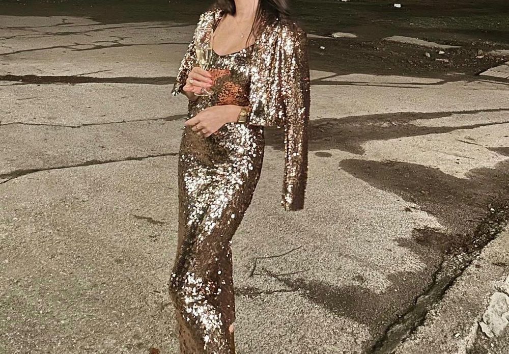 Официална рокля и сако Stradivarius пайети