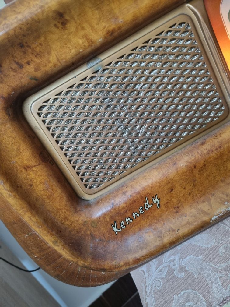 Radio pe lampi functional