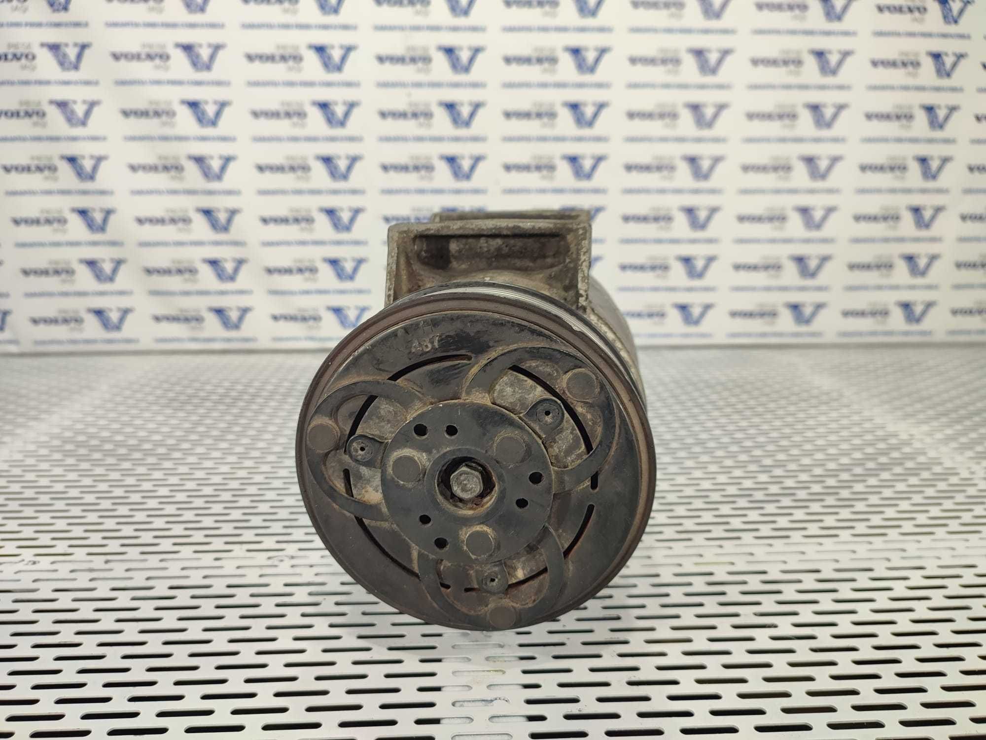 Compresor ac VOLVO S60 V70 S80 XC70 XC90 2003-2004 EURO3 D5