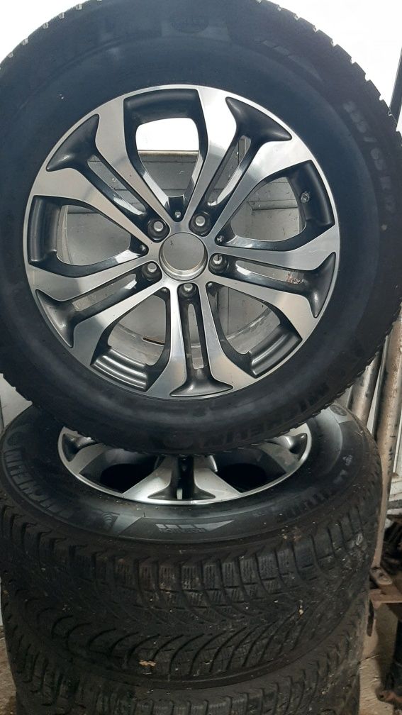Vind 4 roti de aliaj originale Mercedes