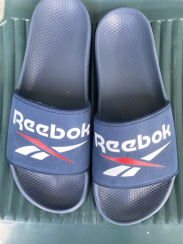 Мъжки чехли Reebok