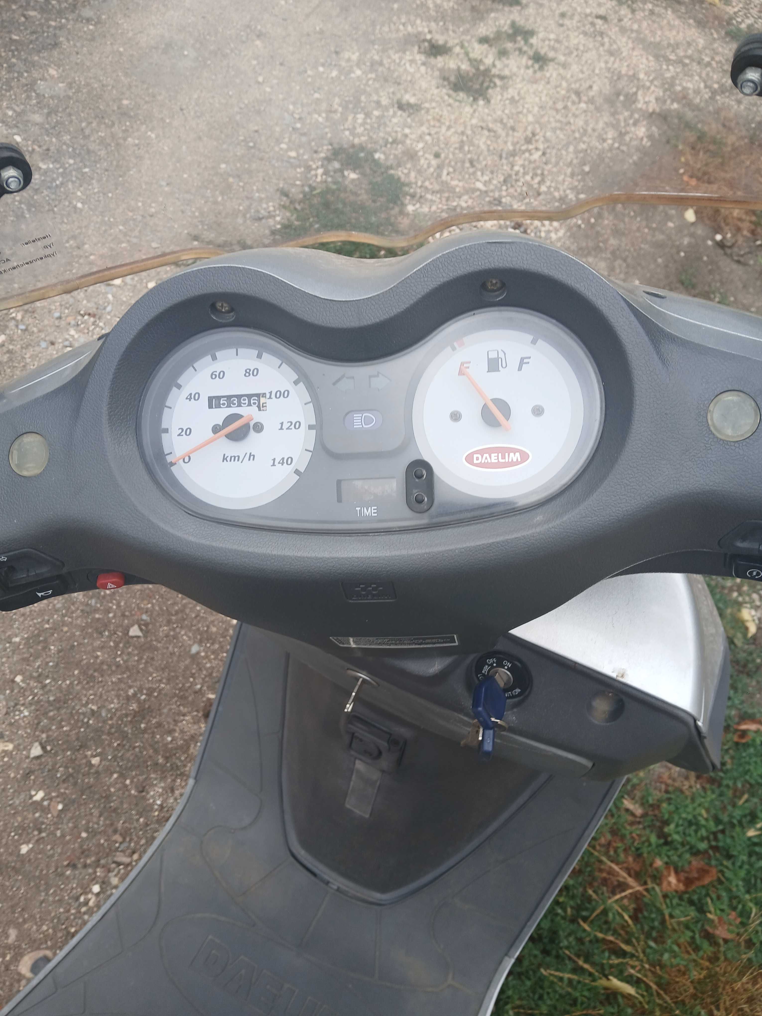 Скутер 125 кубика