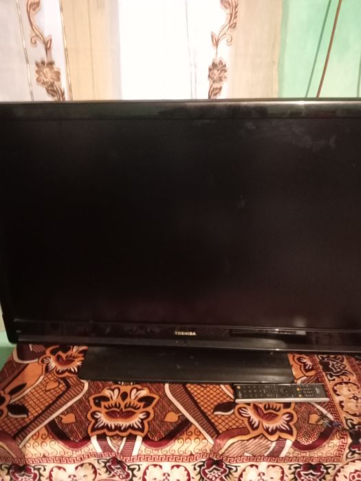 Vând televizor Toshiba