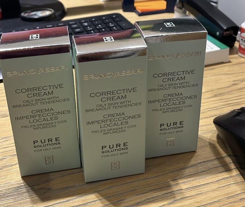 Crema acnee Bruno Vassari