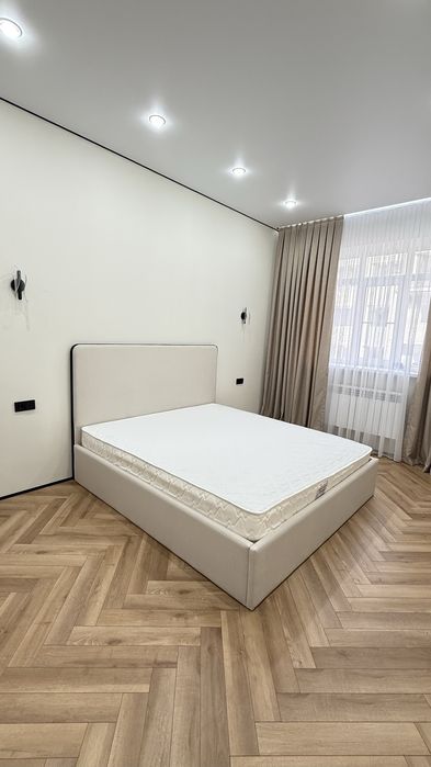 Срочно продаю двухспальную кровать