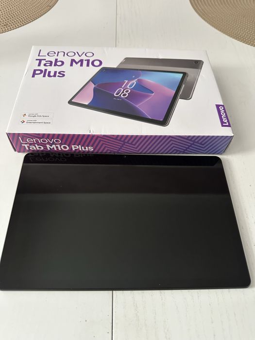 De vanzare Tableta Lenovo Tab M10 Plus (3rd Gen)