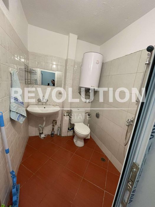 Дава се под наем Двустаен апартамент в Варна, Център - 57 кв.м за 310 € - Снимка #5