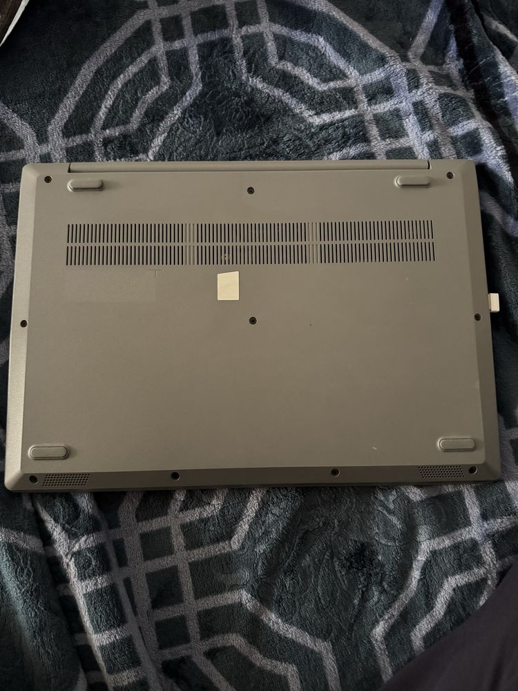 Lenavo ideapad 3