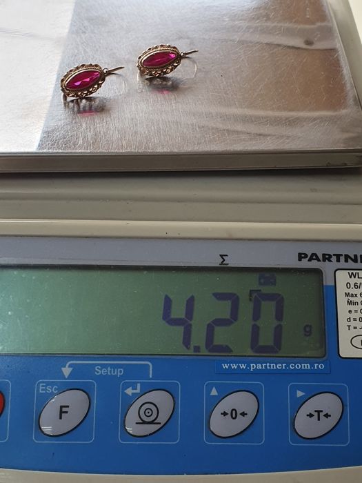 Cercei din aur rusesc 583 (14K) cu rubin tăietură marcheză