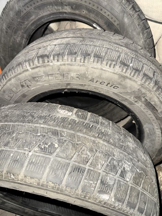 Продам зимние баллоны 195/65/15