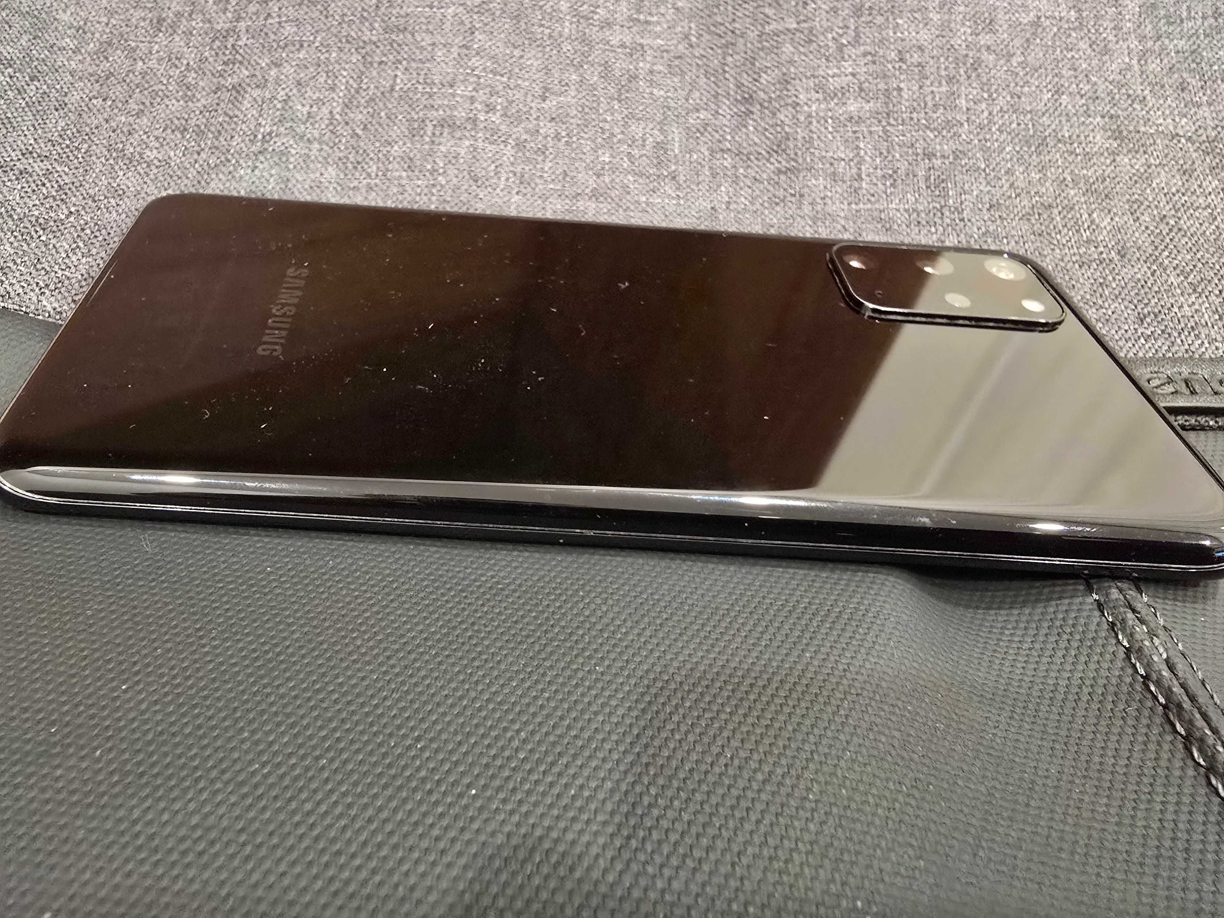 Samsung S20 plus // Cosmic black