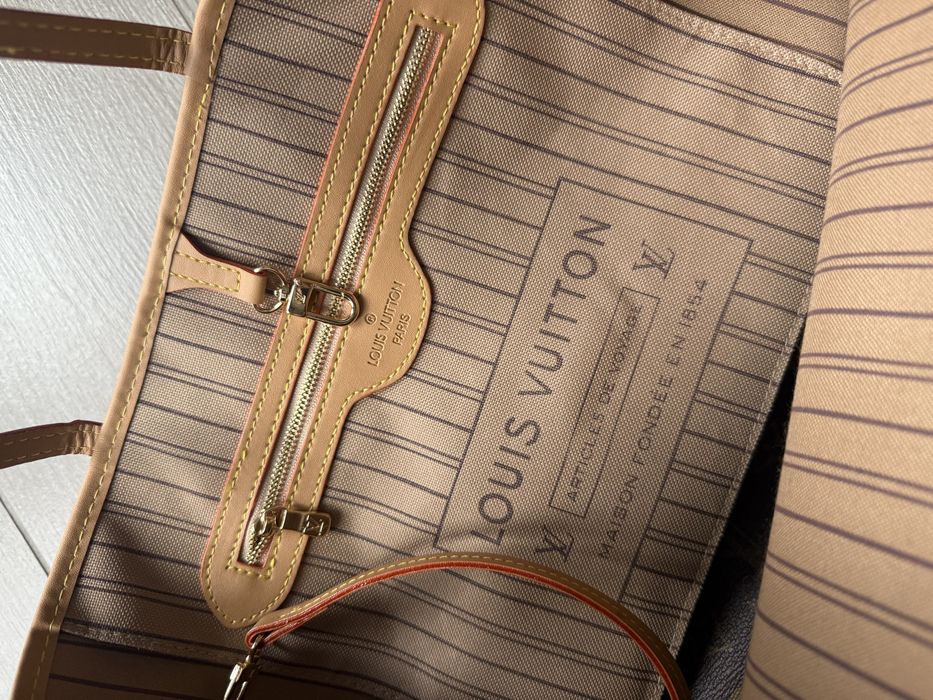 Geanta Louis Vuitton