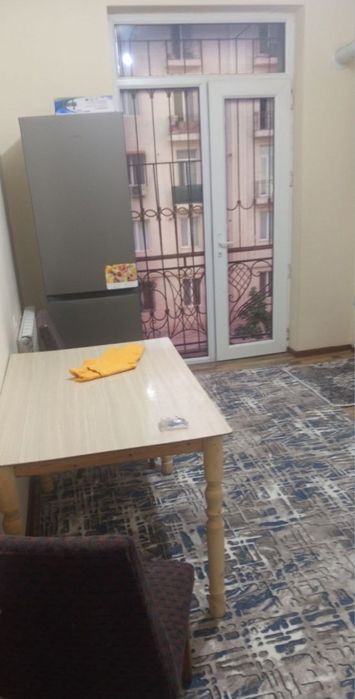 Аренда метро беруни 2.хонали  1.этаж берилади расмдаги уй