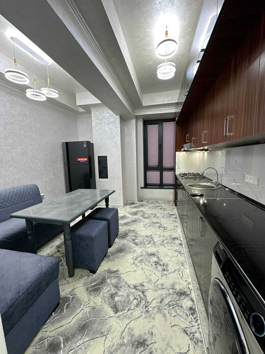 Срочно Продается квартира на Алмазарском районе ориентир ТЦ Ривиера