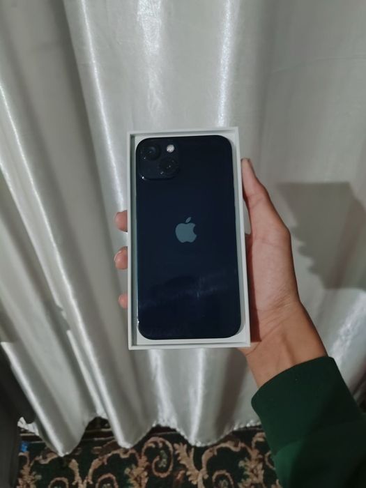 Iphone 13 karopka bor