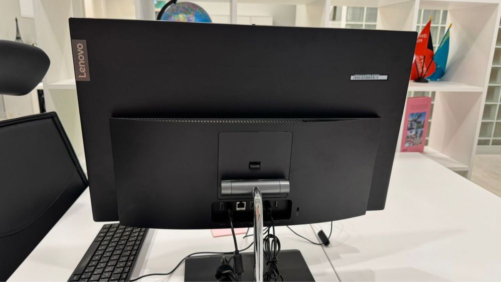 Моноблок Lenovo Ryzen