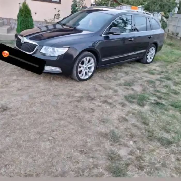Vand sau schimb cu mitsubishi l200