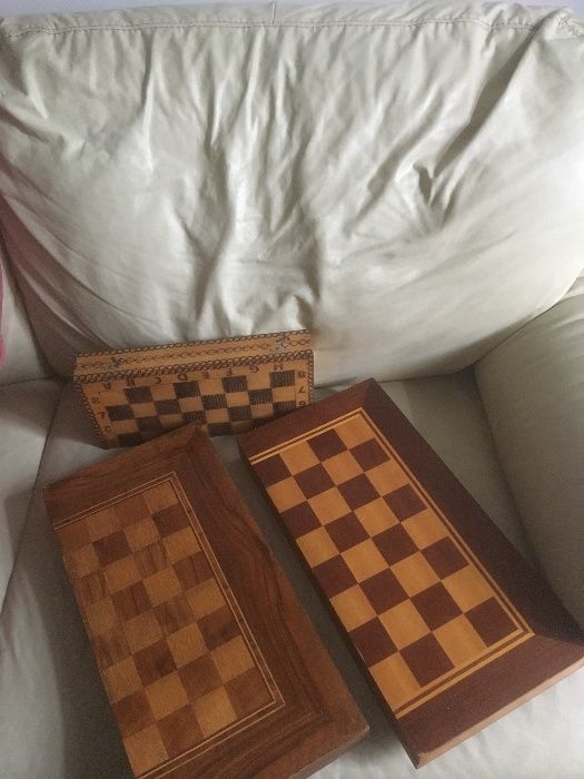 дървени шахове,подноси и дървении..