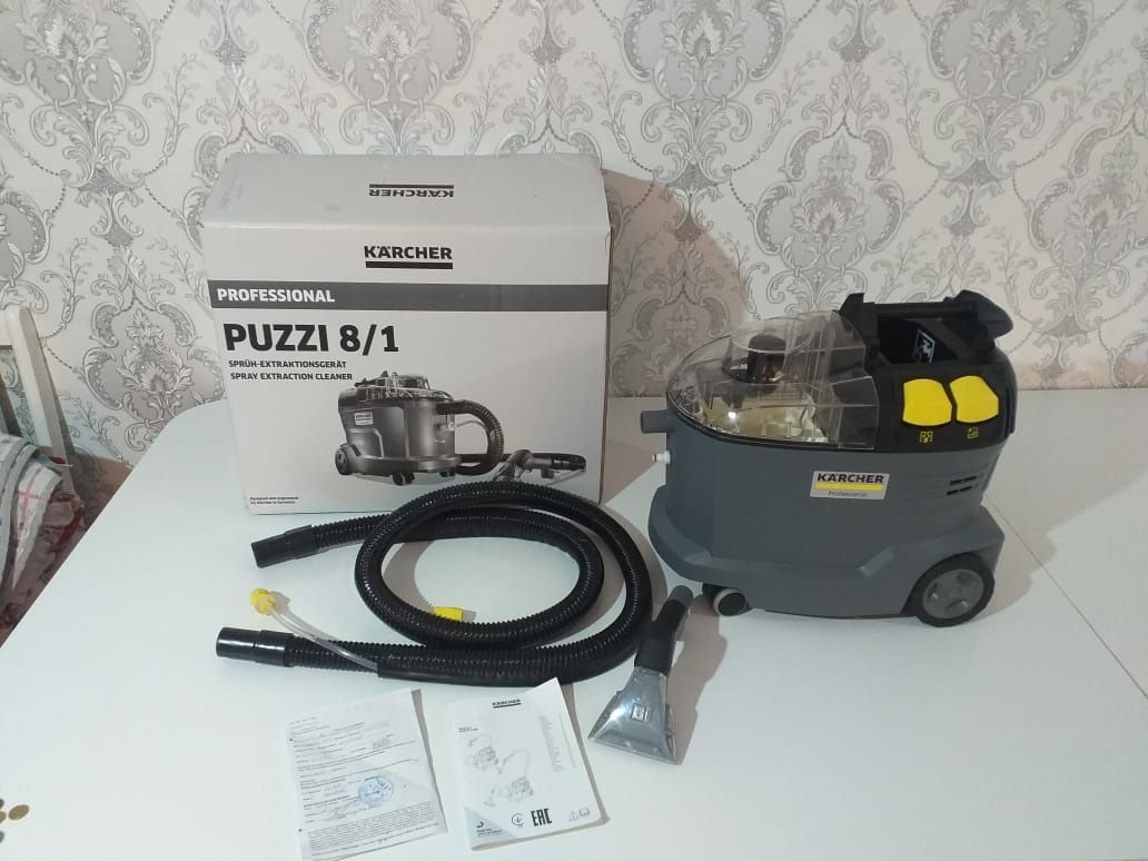 Продам моющий пылесос KARCHER PUZZI 8/1