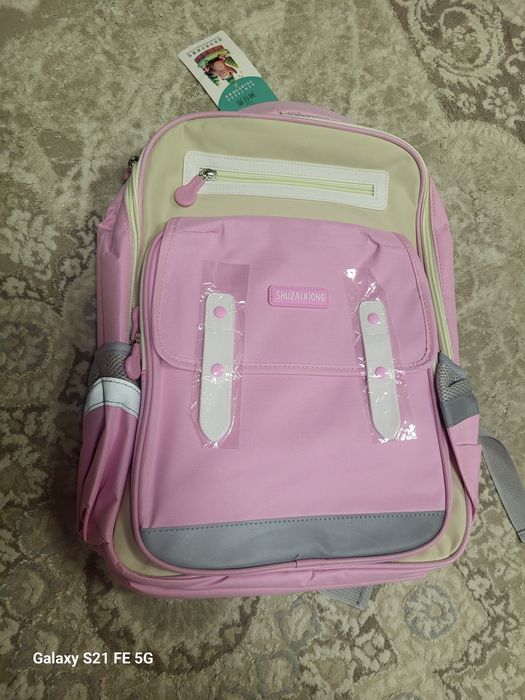 Продам рюкзак для девочки