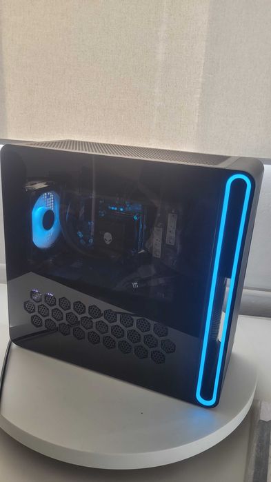 Calculator Dell Alienware Aurora Intel Core Ultra 9 285K RTX 5080 16GB