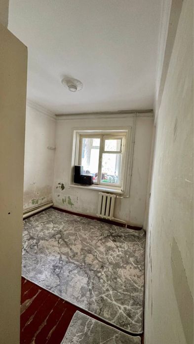 Кара камыш 1/2 Алмазарский район 1-2 х квартира 5 этажный,дом 3-этаж.