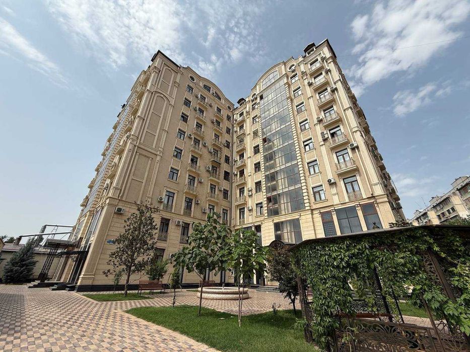 Продаётся 5-ти комнатная квартира в Mirabad Palace