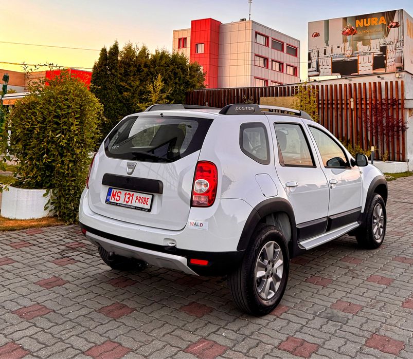 Dacia Duster Offroad Pack 1.6 4x4 Benzina Navi Clima Geamuri Electrice
