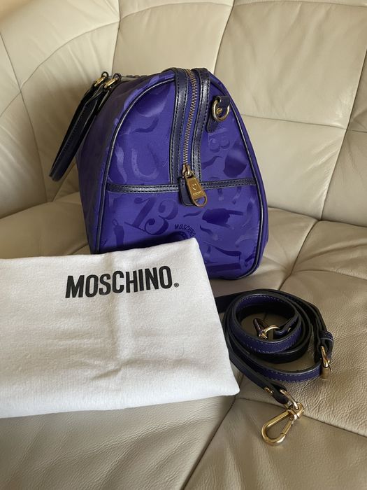 Vand geanta Moschino originala
