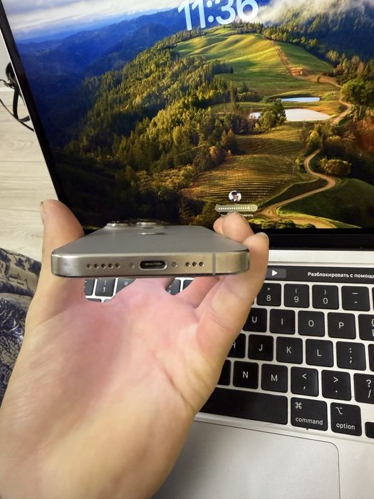 Apple 16 pro 256