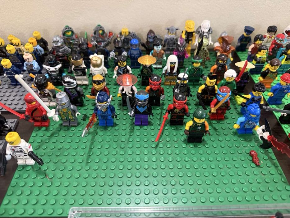 Колекция Лего/Lego фигурки над 150бр +части