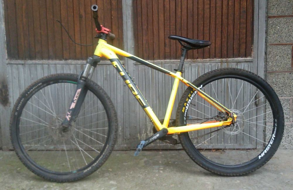 Части за колело - рамка Cube Aim Pro 27.5", само с колела и кормило
