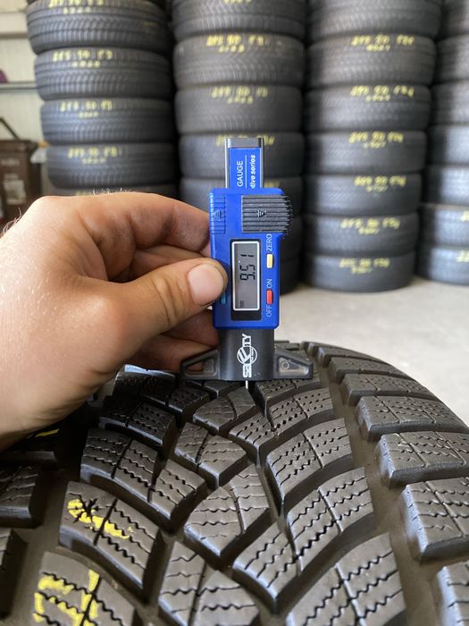 Anvelope iarna 245/45/19 Goodyear Ultra Grip Performance 245 45 19 R19