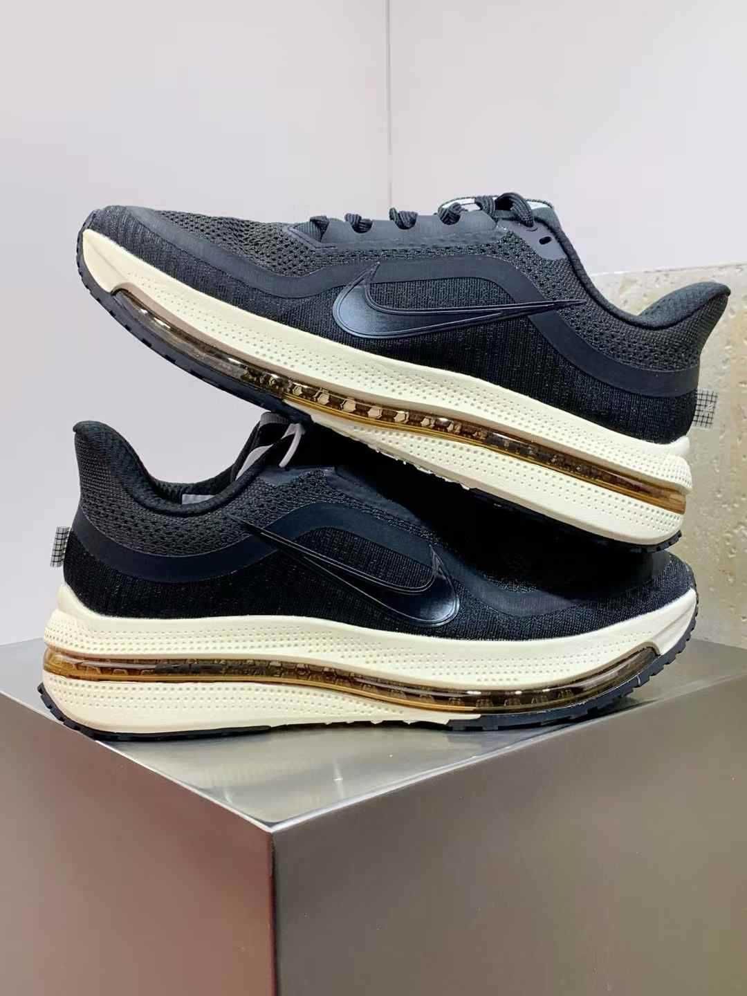 Нови мъжки маратонки Nike Pegasus Premium black/white