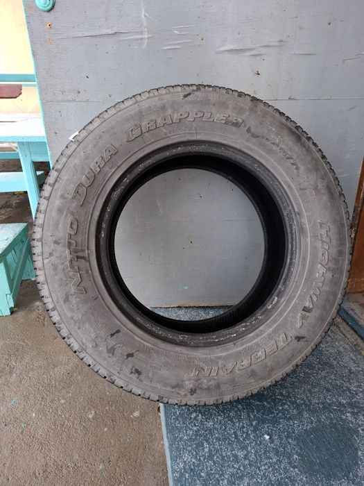 Продаю шины всесезонные