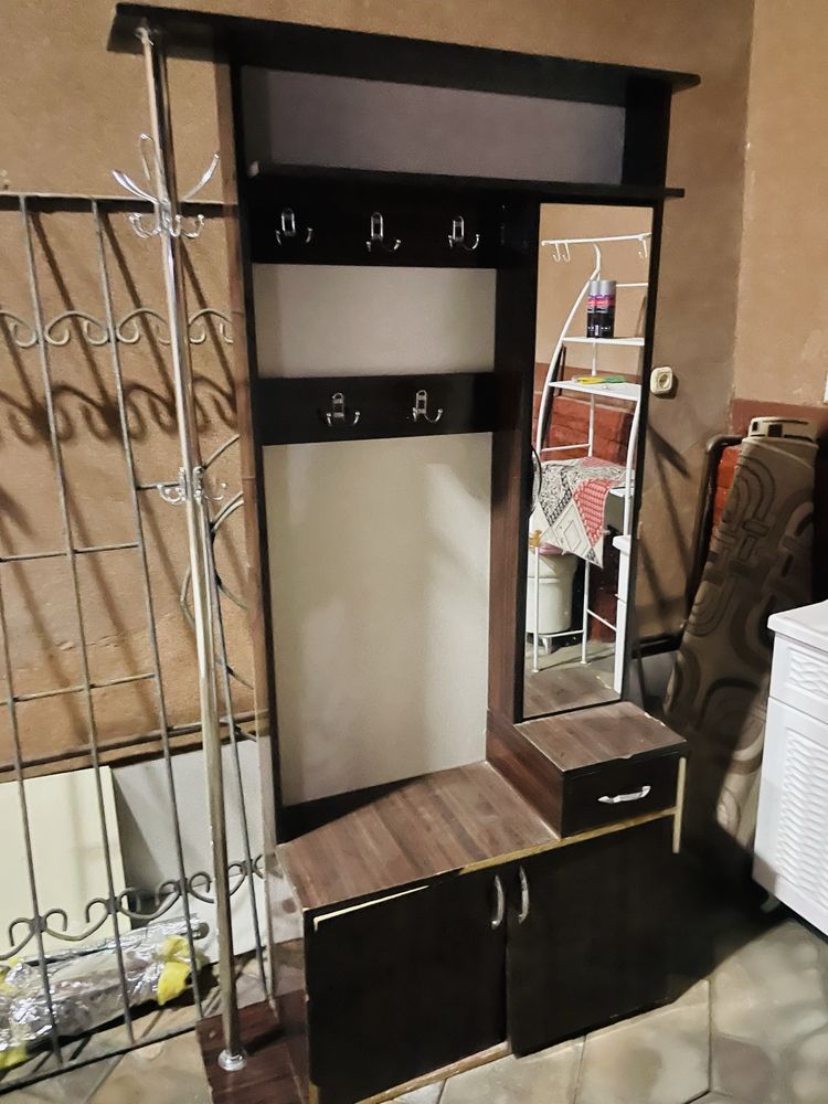 mebel prihojkaga sotiladi