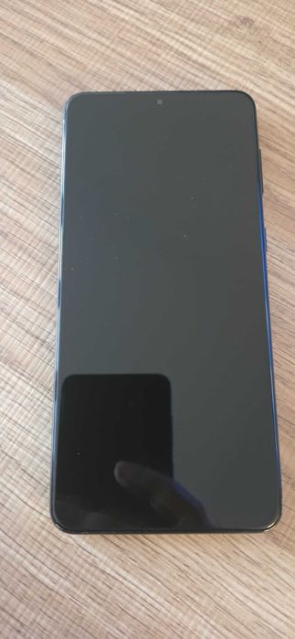 Samsung S21 Plus - повреда в екрана