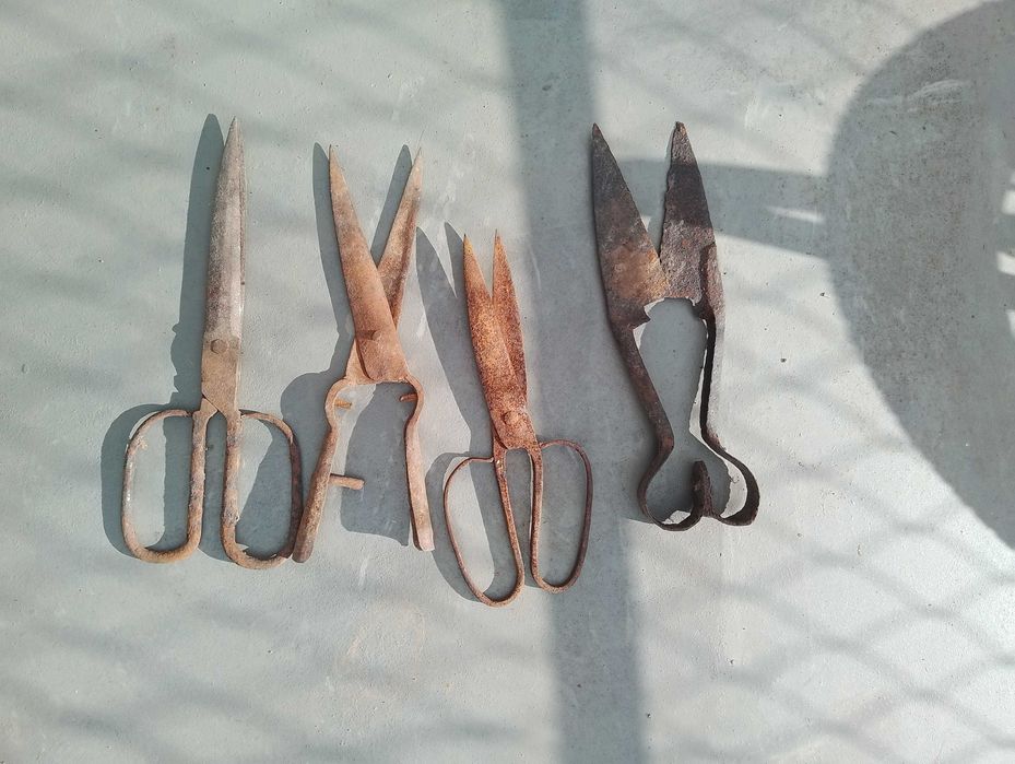 Стари Антики, Звънци, Ножици, Катарами, Кантар и др.