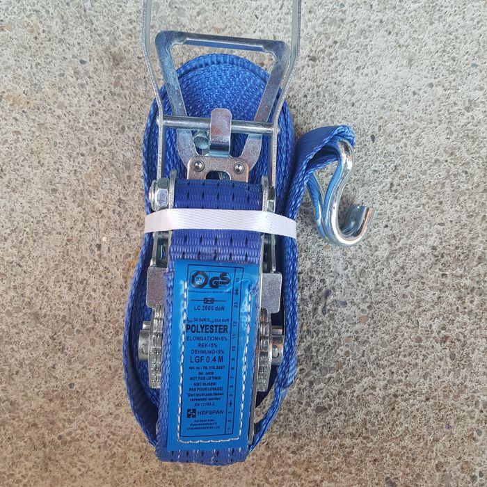 Vând chingi ancorare marfa cu clichet de forta Lc 2500 daN Hefspan 8.6