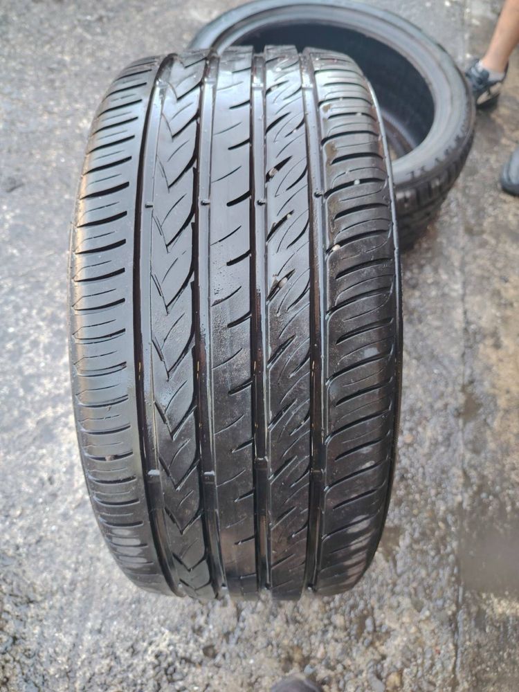 Летни гуми 245/40r18