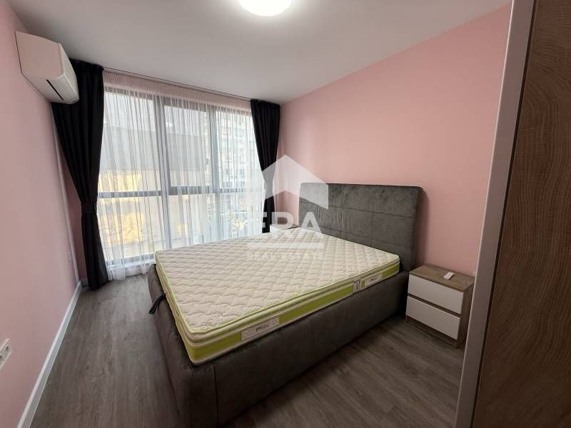 Двустаен новообзаведен апартамент под наем в центъра на град Варна