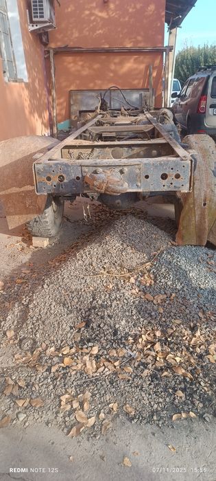 Зил 130 рам янги