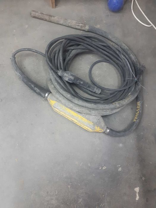 Бу вибратор для бетона