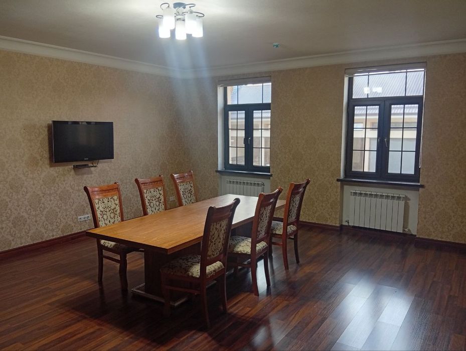 Аренда Ховли Юнусабад.Можно под офис!