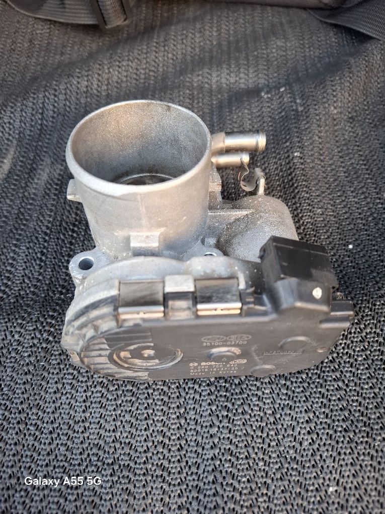Дроселова клапа за KIA CEED II 1.4
